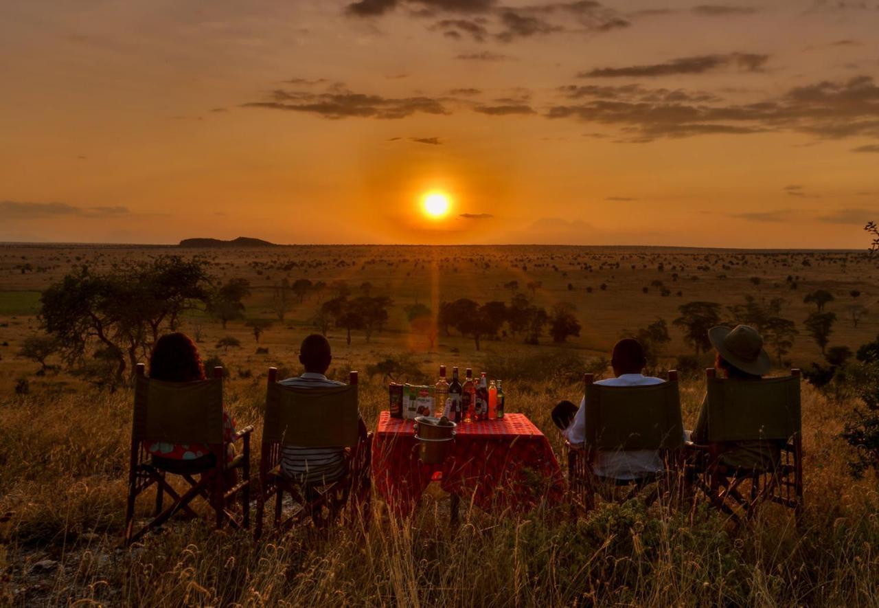 Salt Lick Safari Lodge Tsavo Exterior photo