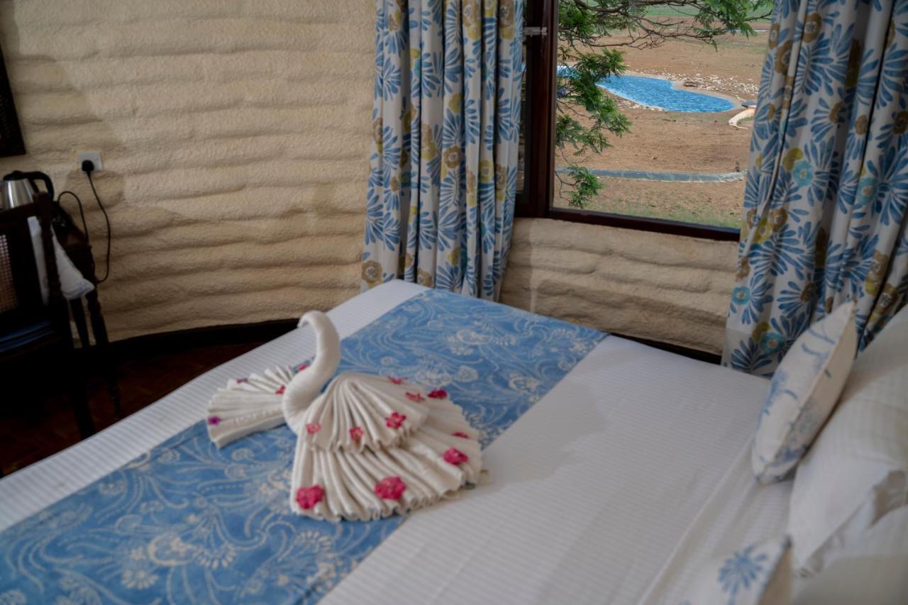Salt Lick Safari Lodge Tsavo Exterior photo