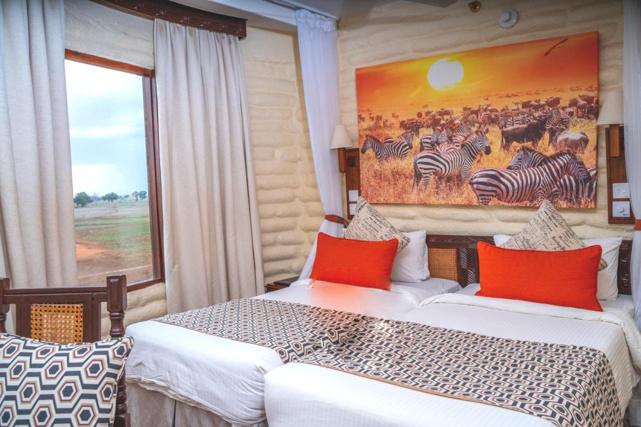 Salt Lick Safari Lodge Tsavo Exterior photo